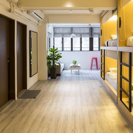 The Mahjong Boutique Hostel Цзюлун Экстерьер фото